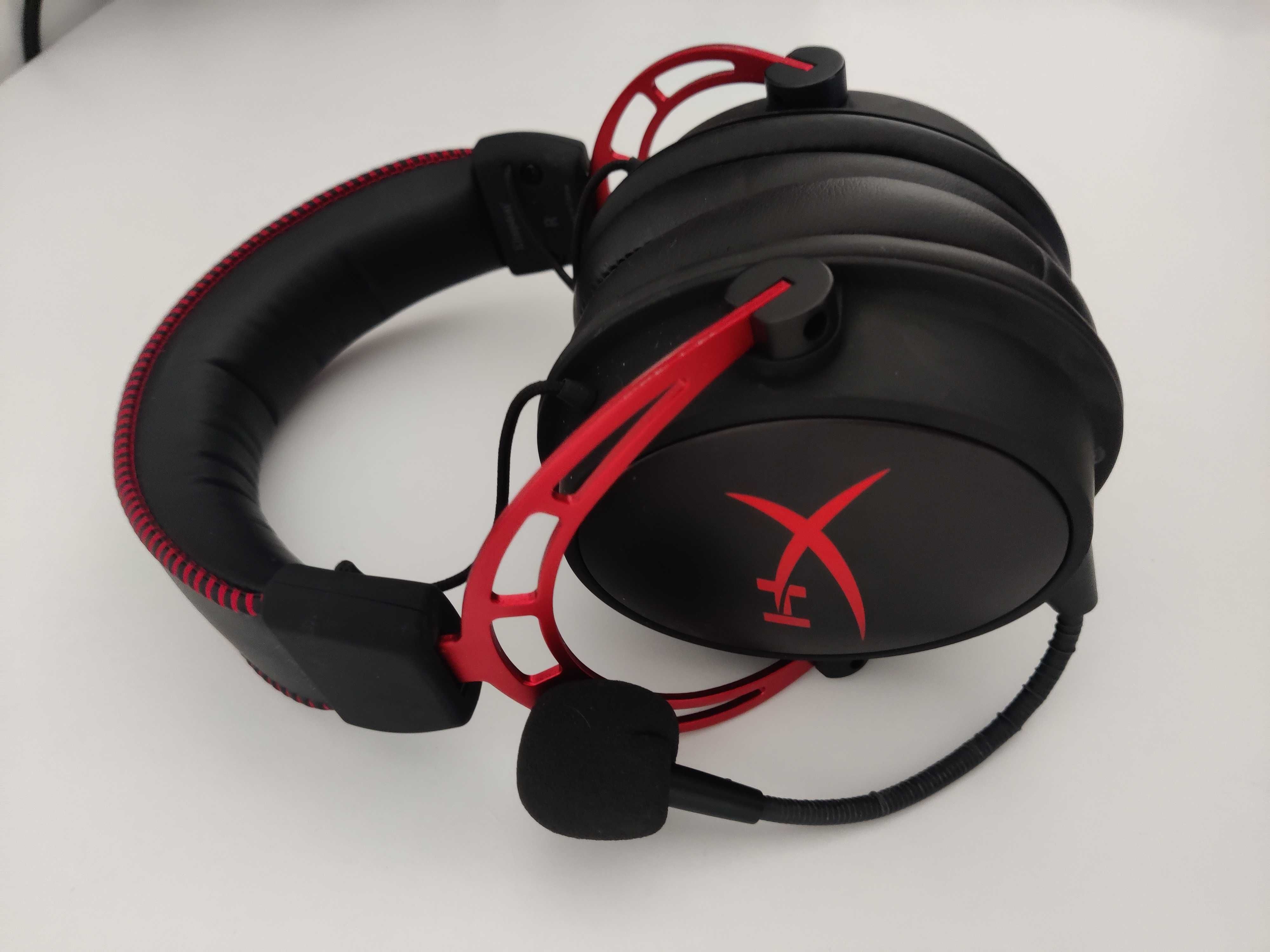 Casti gaming HyperX Cloud Alpha