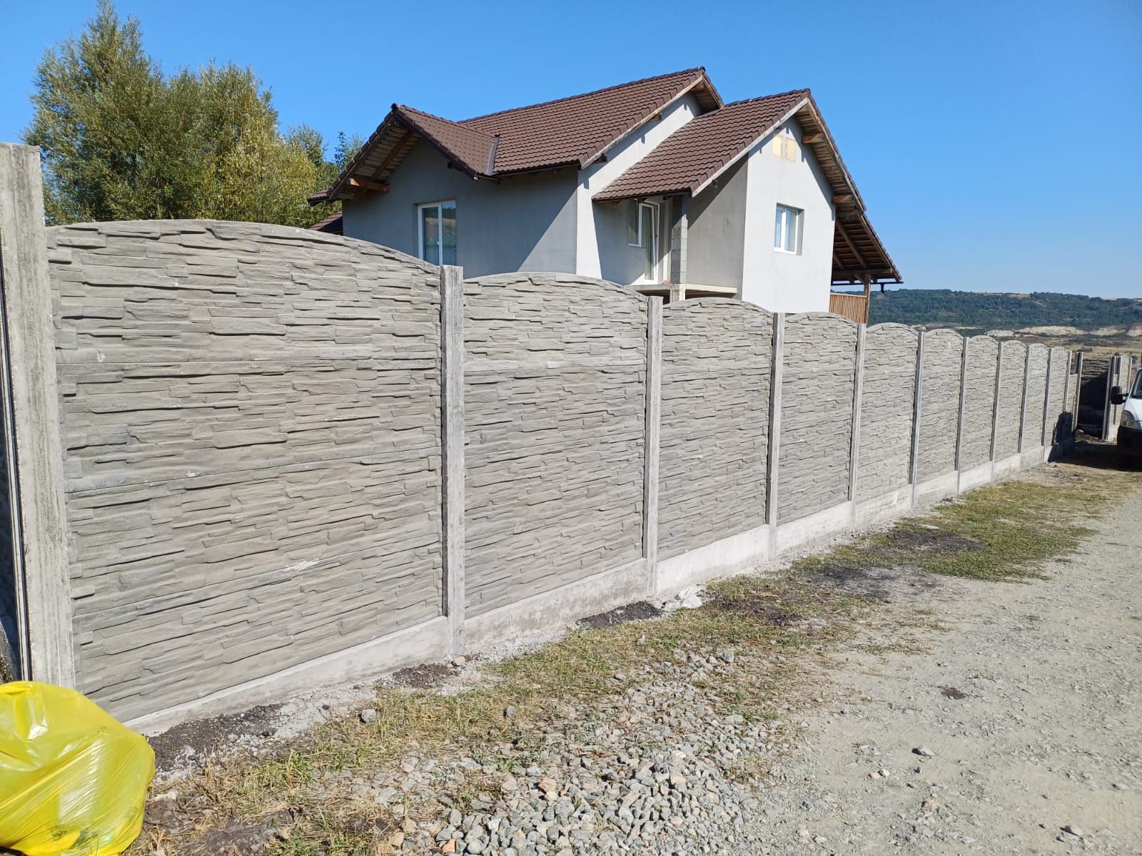 Gard prefabricat din Beton