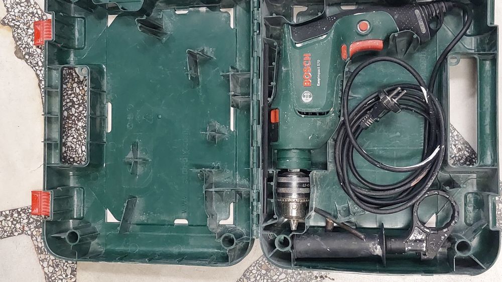 Бормашина  Bosch EasyImpact 570