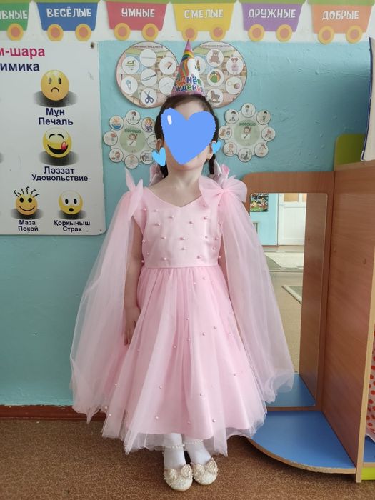 Продам детские платья