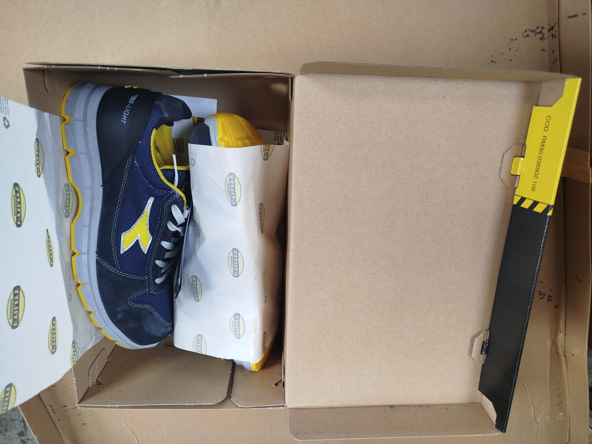 Ниски работни обувки DIADORA RUN TEXT Low S1PS FO SR ESD, номер 44