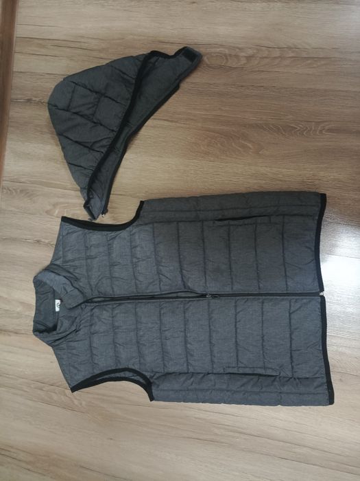 Продам мужскую жилетку