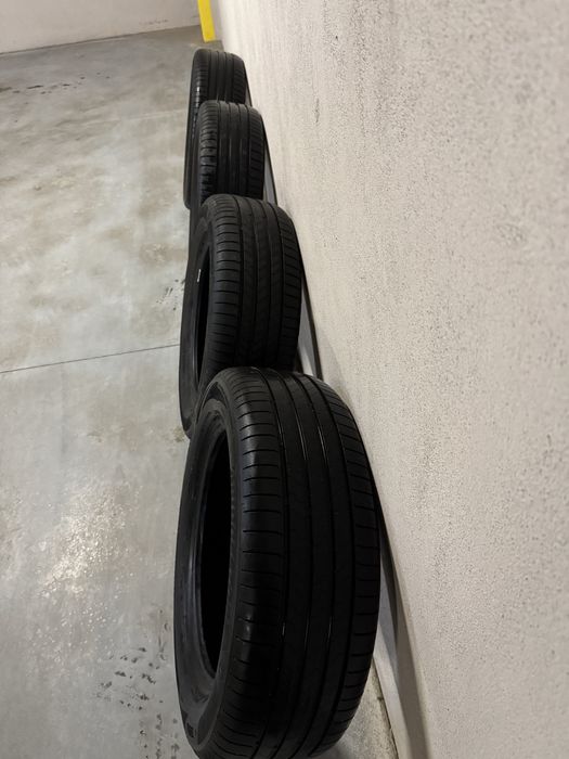 Bridgestone Turanza 6 215/60 R17 96 H
