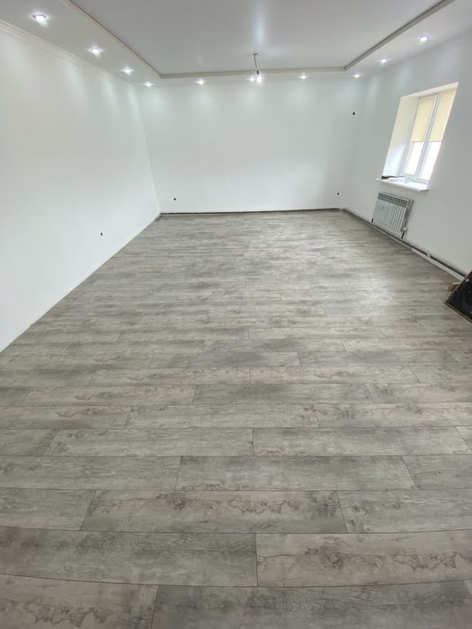 Качественный укладака ламината по выгодной цене