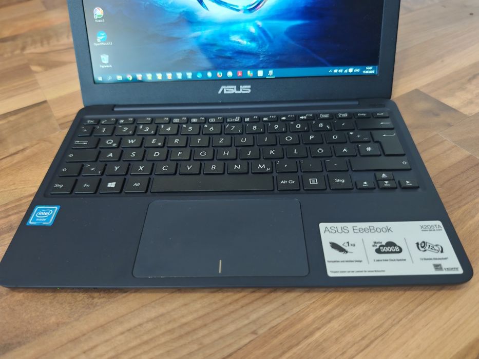 Laptop Asus X205TA