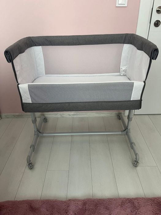 Кошара next to me