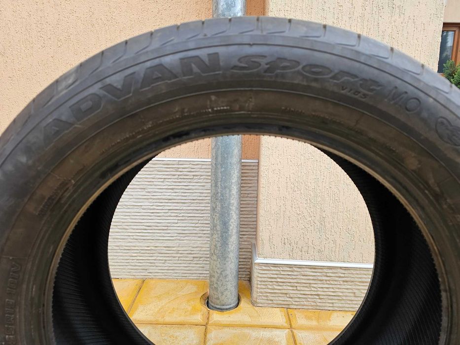 Гума 235/55/19  Yokohama ADVAN SPORT