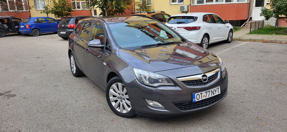 ASTRA J Diesel  2 L 160 CP 2011