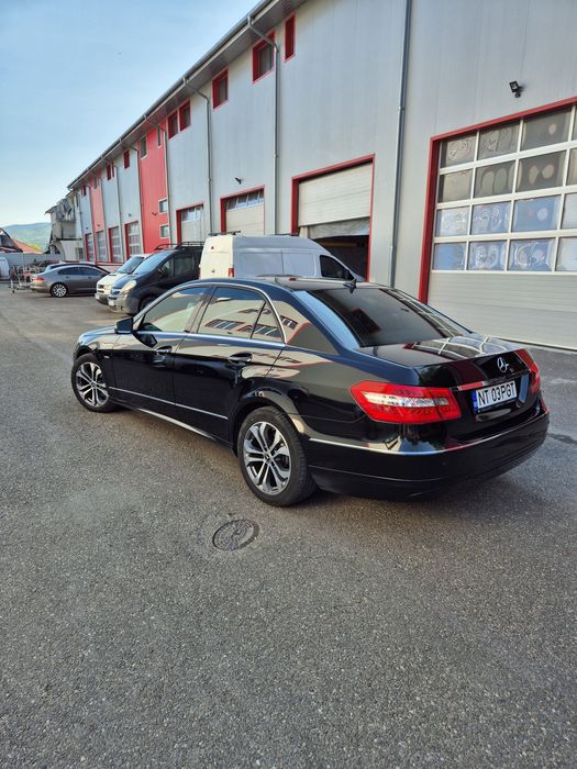 Mercedes Benz E220 an 2009 diesel automat