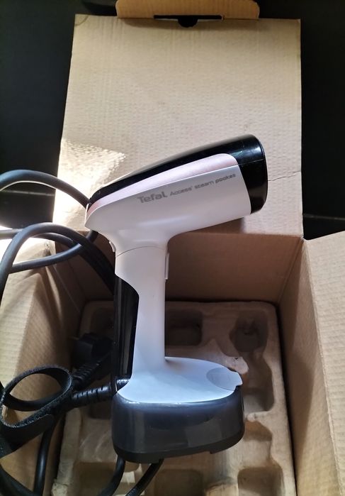 Aparat de călcat vertical cu abur Tefal - Acces Steam Pocket, 1300W