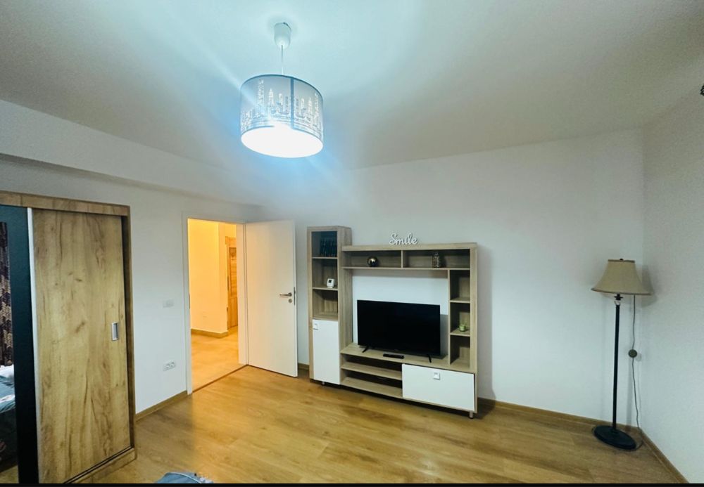 Garsoniera de inchiriat Tractorul/Grandis Residence