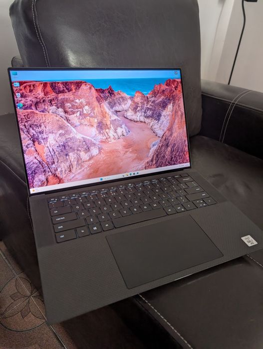 Dell Precision 5550 - i7 10850H | Nvidia T1000 | 16 GB RAM | 1TB SSD