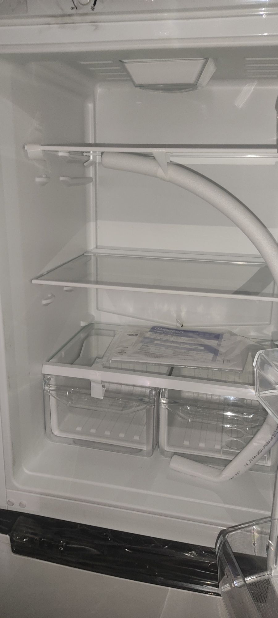 Haladilnik Indesit sotiladi yengi