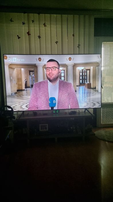 Тв.-Самсунг  85" Цена  2000лв.