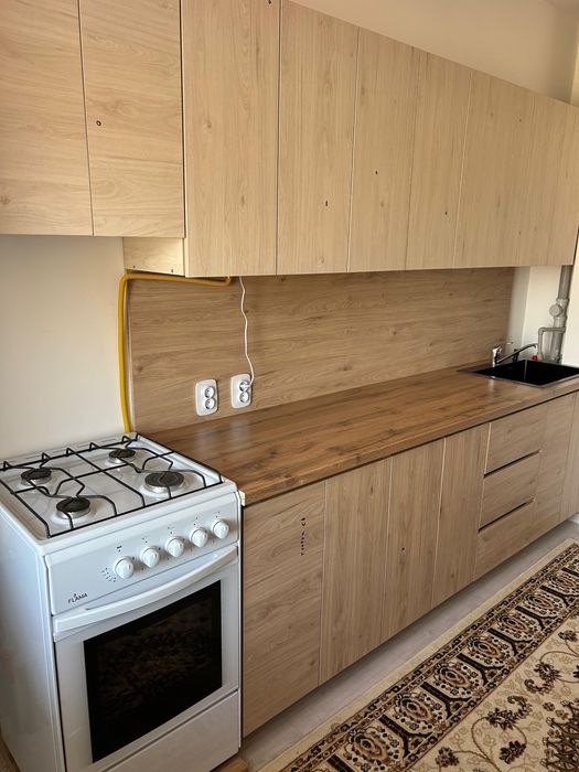 16 мкр 13 дом 2 бөлмелі Кирова базар жақта