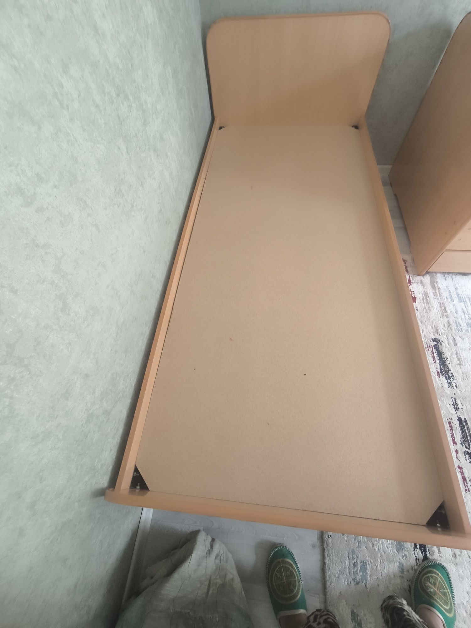 Krovat 400 Минг 1 таси