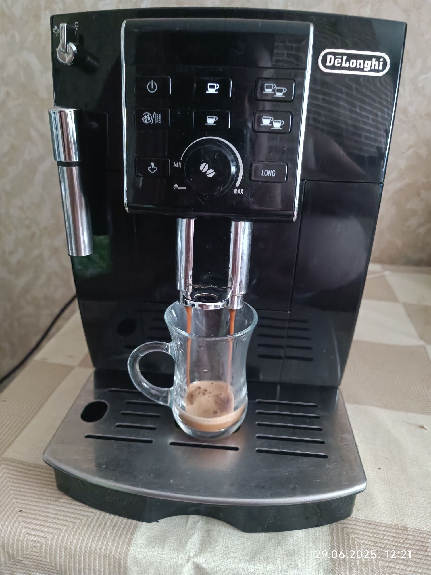 De'Longhi ECAM 13.113.B Magnifica Eco