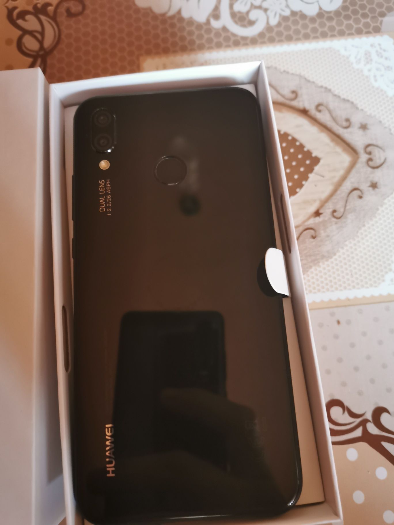 Продавам!!! Huawei p20 lite