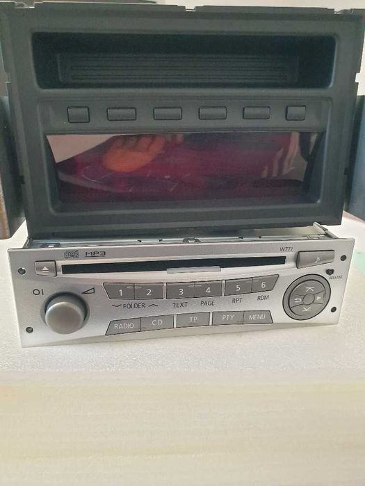 Radio-CD MP3 +Digital display Mitsubishi L200