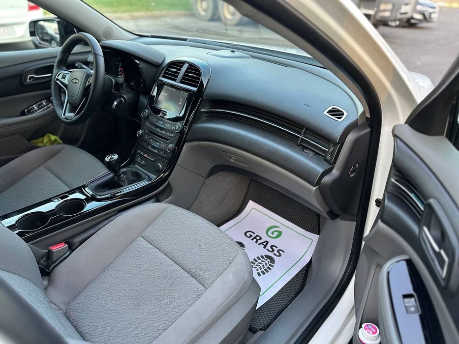 Продам chevrolet malibu 1 ls механика