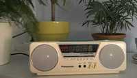 Flip-clock anii '70 si radio vintage cu alarma perfect functional