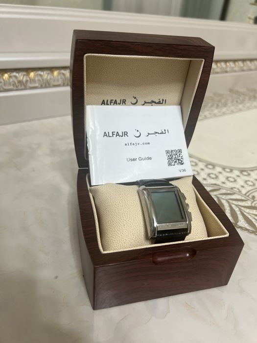 Часы Alfajr новые