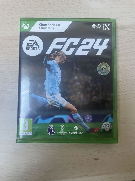 FC24 EA SPORTS superliga inclus