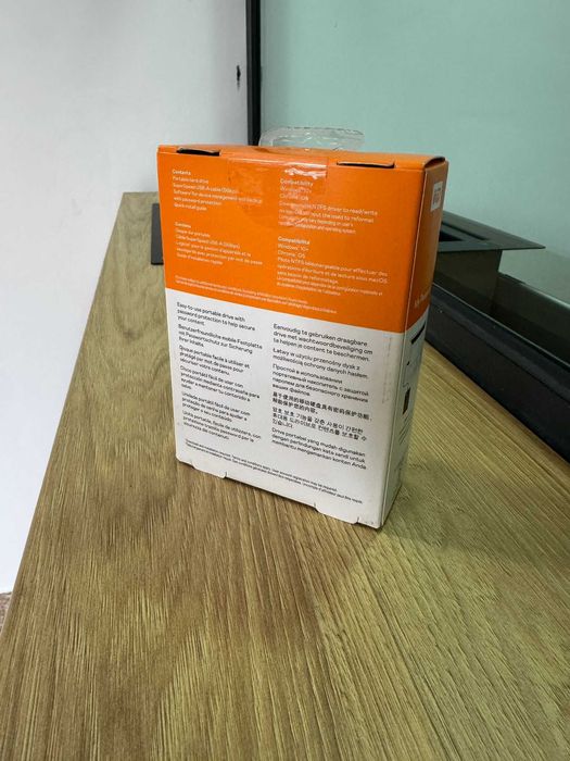 ZAP AMANET MARGEANULUI - WD My Passport - Hard disk extern 2TB - Nou