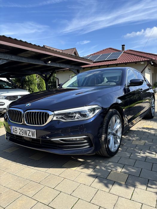 Bmw 530e 2019 (head up, acc, HK, side/lane assit,360)