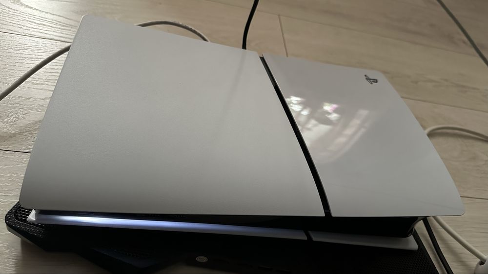 Playstation 5 Digital Edition Slim+cont+abonament platit pe 1 an+FC26
