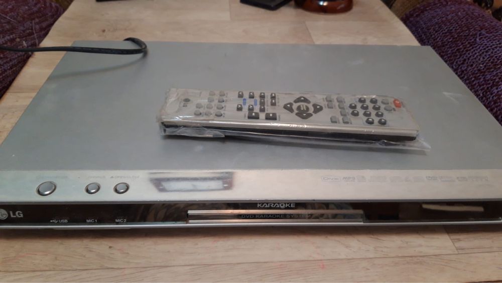 Продам DVD с дисками в рабочем состоянии