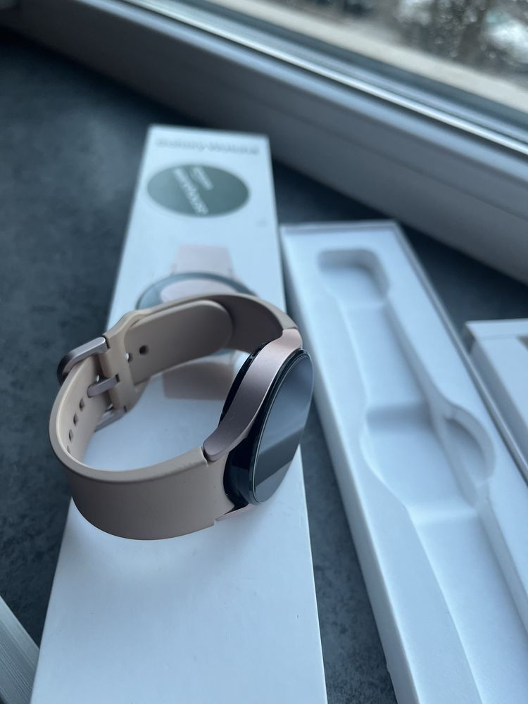 Samsung watch 4 с подаръци