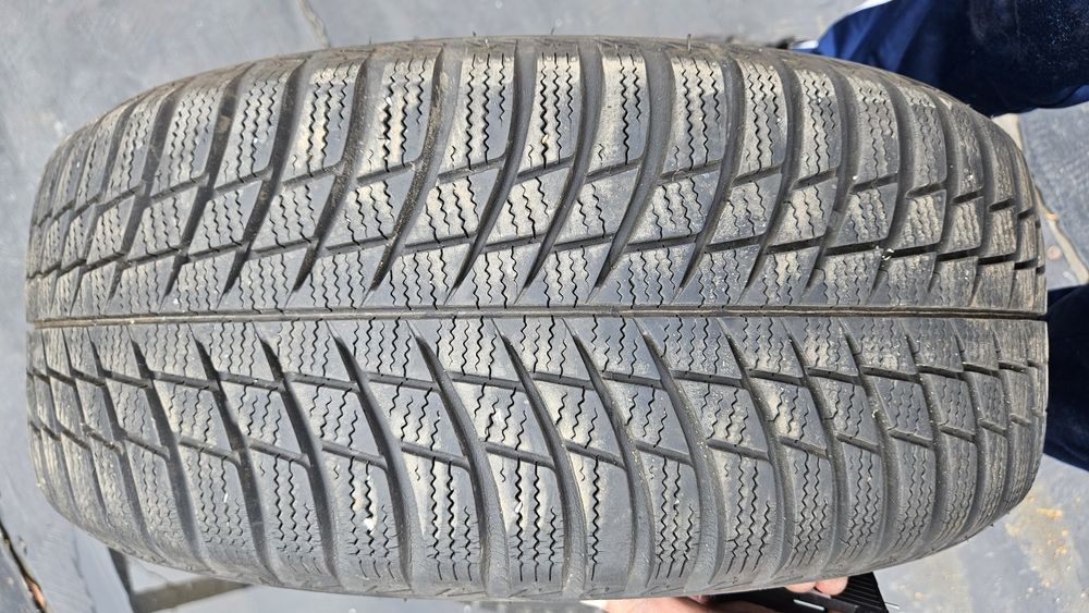 Гуми 205 55 16 бриджстоун