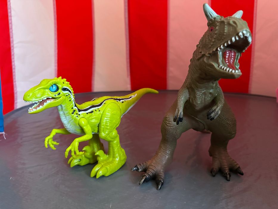 Интерактивни играчки със звукове