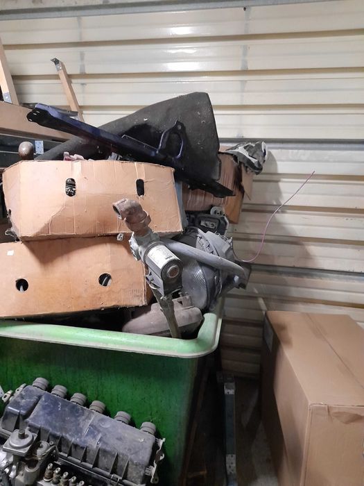 Резервни части за автомобили