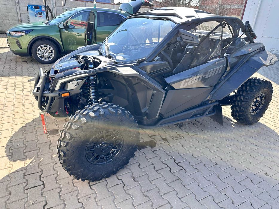 Can-Am Maverick X3 X RS Turbo Smart Shocks TVA ded. si platforma