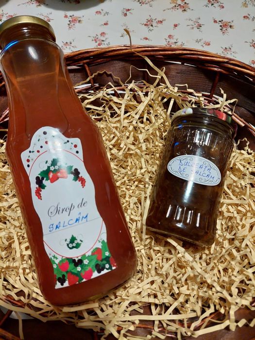 Sirop de soc și salcâm și dulceață de soc și salcâm
