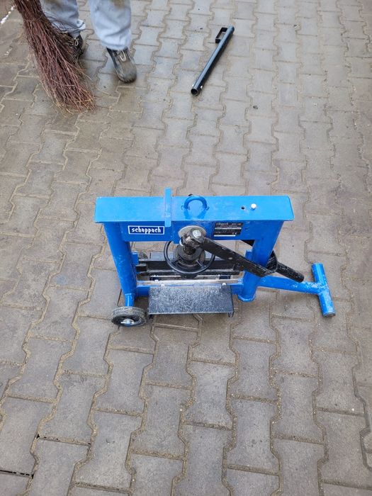 Închiriez scule pentru constructie