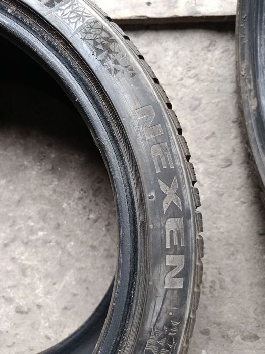 Зимни гуми -2022г.-18цола-225/40-1бр.-60лв."NEXEN"