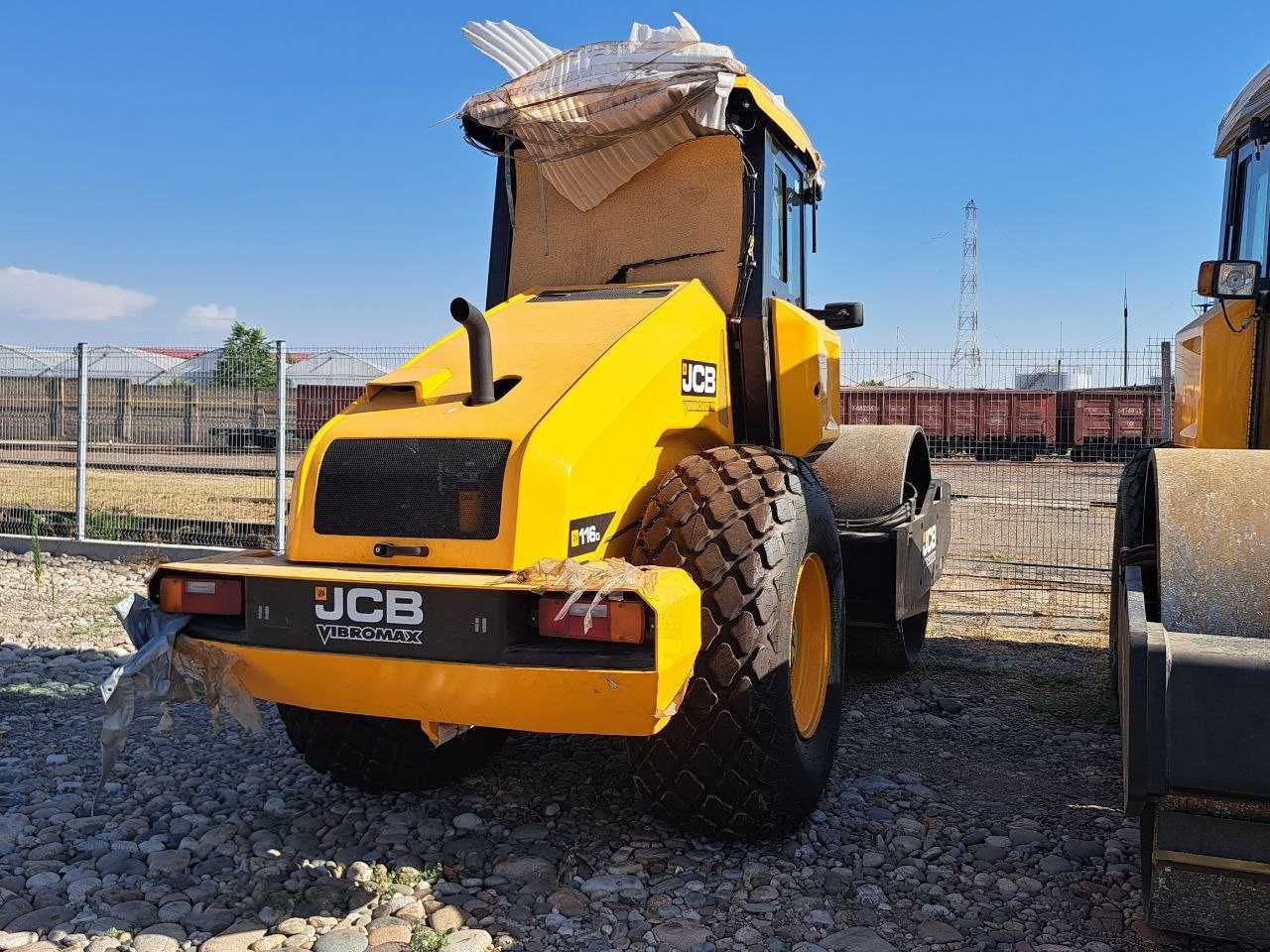 Продаётся одновальцовый уплотнитель грунта  JCB 116D