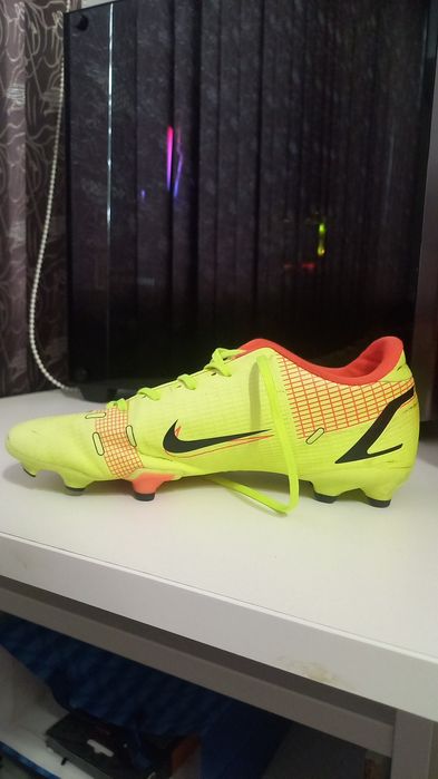 Футболни бутонки за деца Nike Mercurial