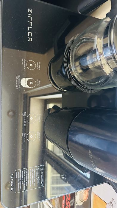 Кулер для воды снагревателем и охлаждением в хорошем состоянии для дом