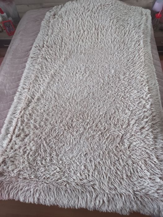 Продавам одеяло/ покривало за легло