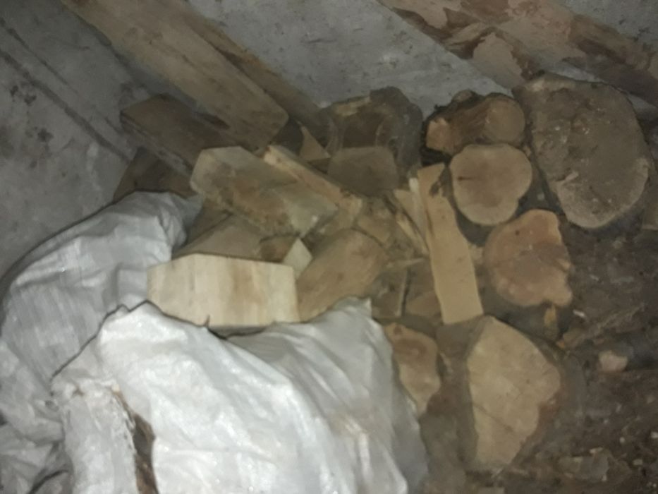 Дърва за огрев .