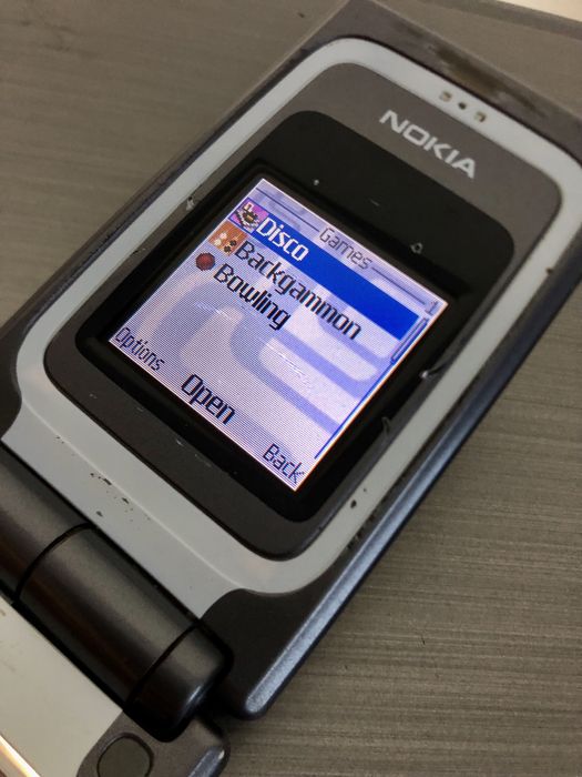 Nokia 7200 – Made in Finland – Telefon retro de colecție