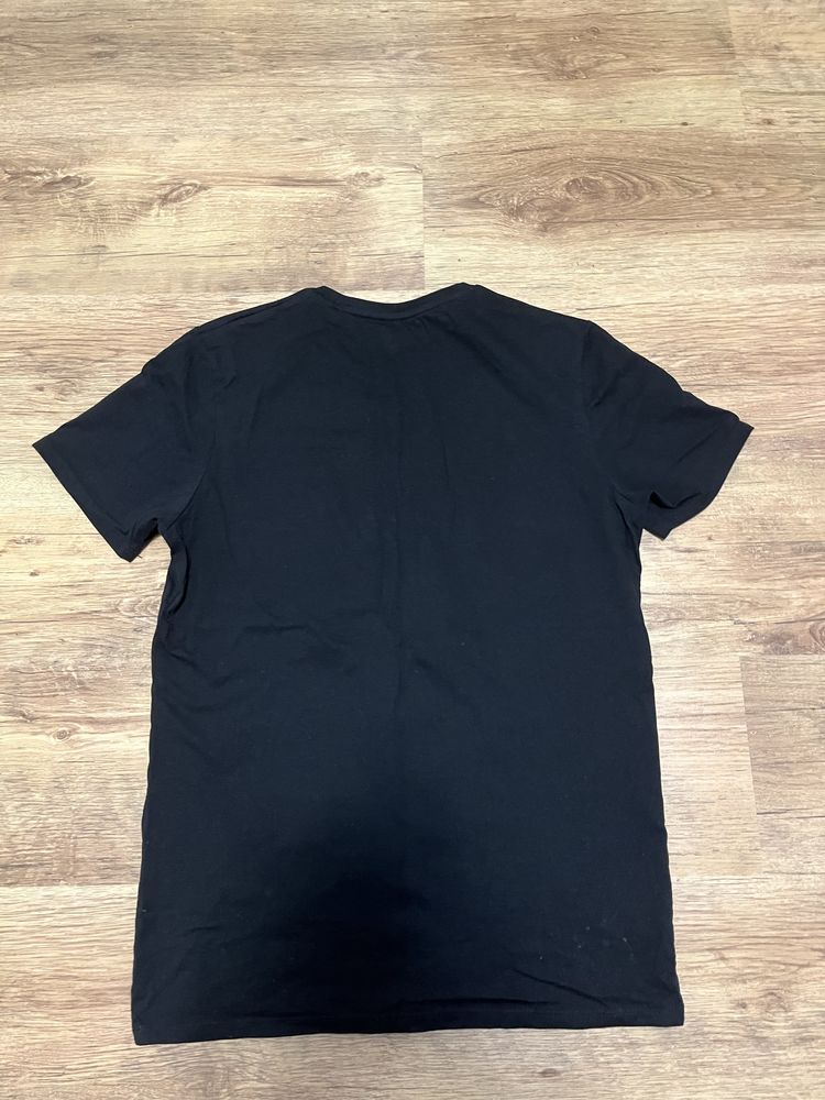 Vand tricou negru