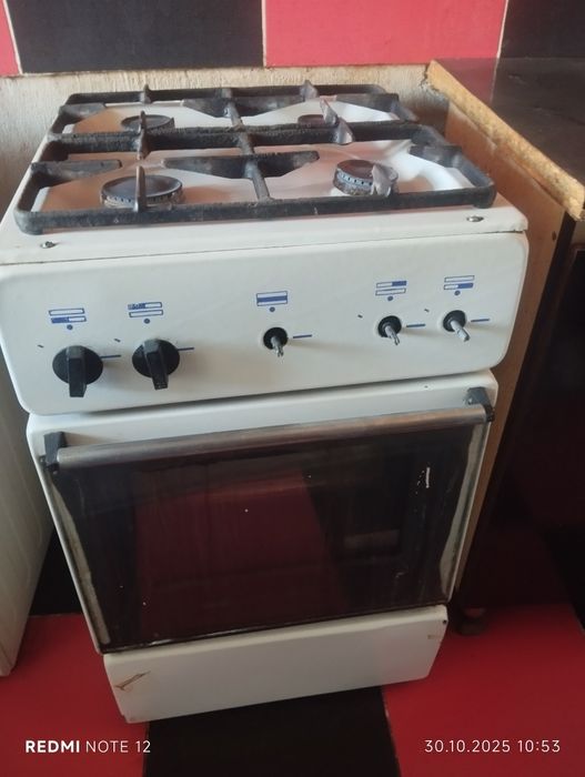Газ плита 4 камфоркали холати яхши тозза хамма камфоркаси йонади