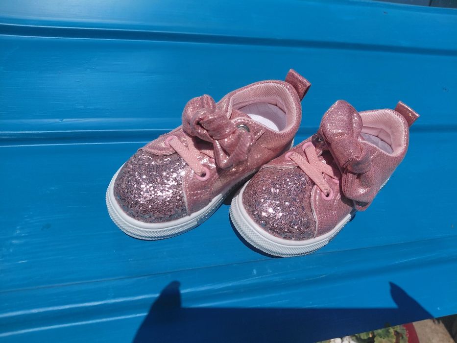 Teniși fetite noi nr 23