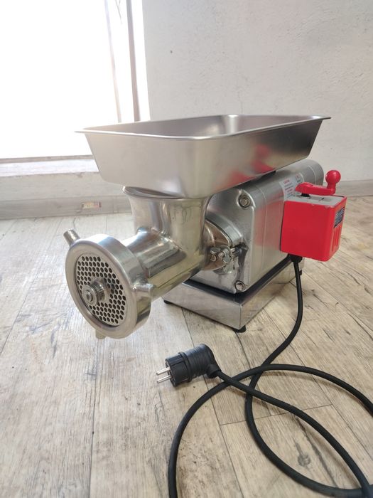 Мясорубка RY-32 220 вольт