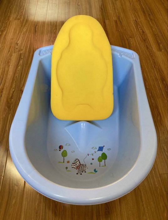 Продаю ванночку.